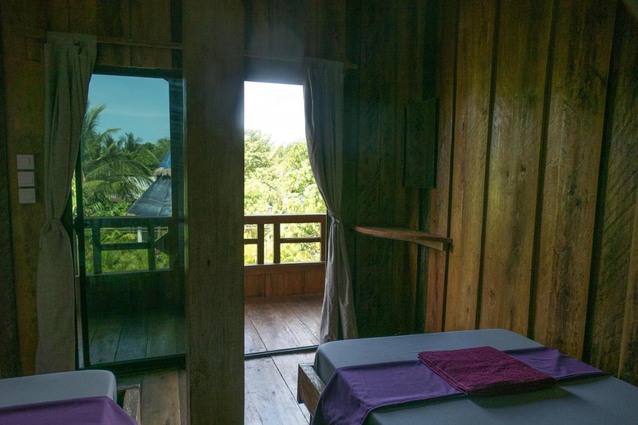 Hotel Two Ducks Koh Rong Sanloem Esterno foto
